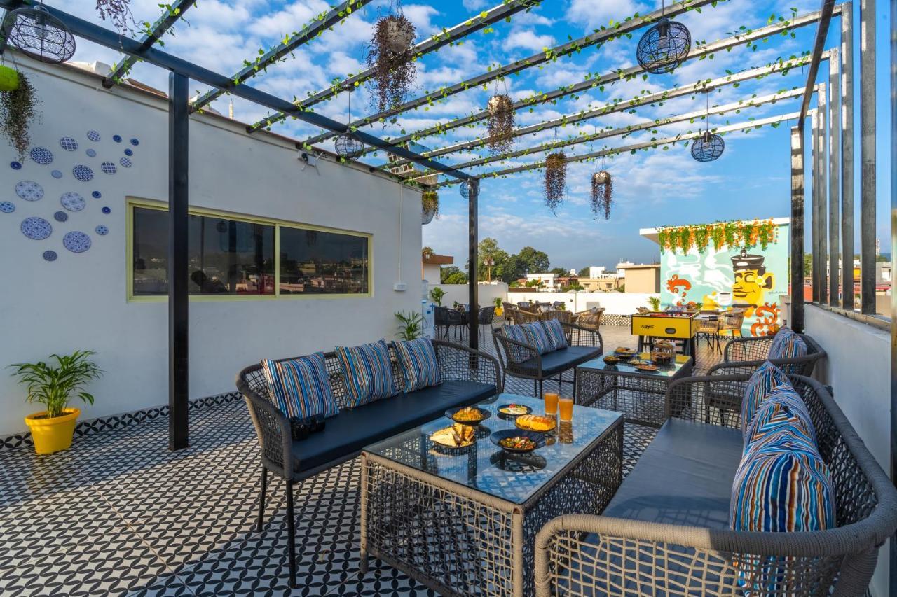 The Social Stays Dehradun Previously Artbuzz מראה חיצוני תמונה